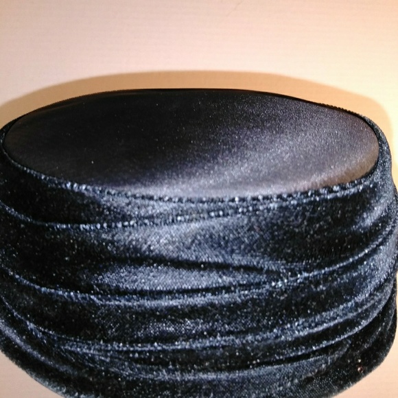 Hat - Picture 2 of 2